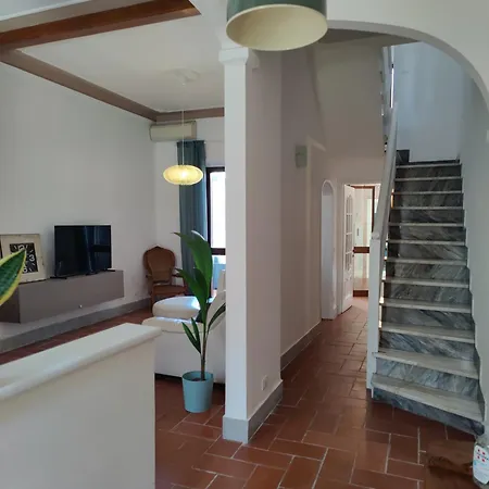 Сasa de vacaciones Casa Azzurra, Giardino, E Vicina Al Mare